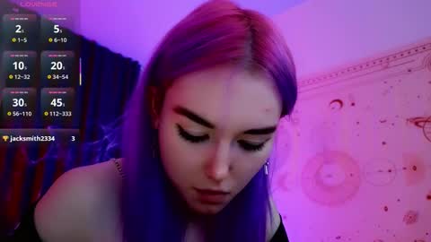 Kira online show from October 2025 07:21:02 PM