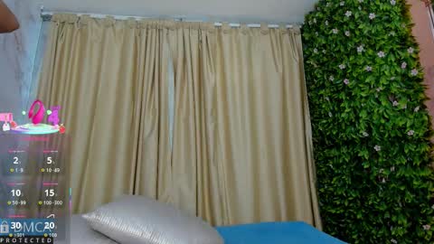 Kiara Zahiri online show from September 2025 11:14:01 AM