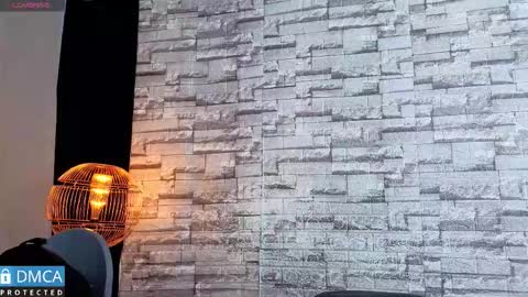 Kiara Zahiri online show from November 2025 10:59:01 AM