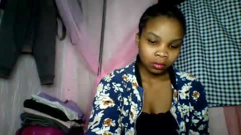 Snapshot of kiarah_69 chatting on June 2026 12:32:02 AM kiarah 69 online show from June 2026 12:32:02 AM