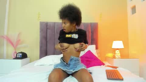 Sara Palacios online show from January 2026 03:52:02 AM