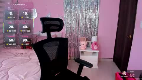 Kiarielle online show from May 2026 08:28:01 PM