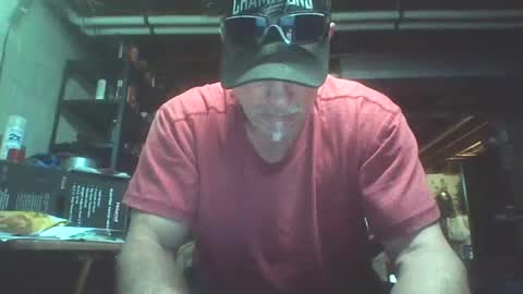 kick_1_down online show from October 2025 06:54:01 PM