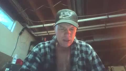 kick_1_down online show from November 2025 01:00:01 PM