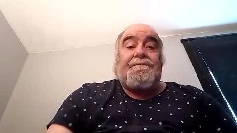 KICKINME online show from October 2025 01:25:01 PM