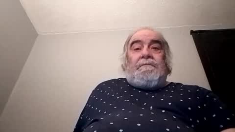 KICKINME online show from November 2025 08:07:01 PM