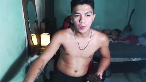 Snapshot of kiel_asianboy chatting on May 2026 08:18:01 PM EJ online show from May 2026 08:18:01 PM