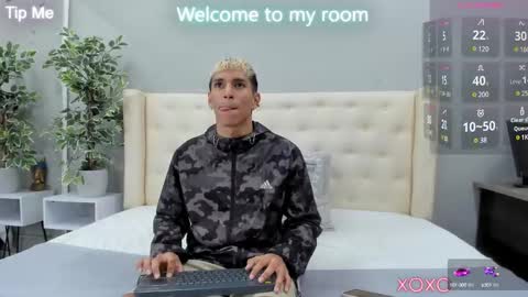 Kieran Derek online show from February 2025 03:22:01 AM