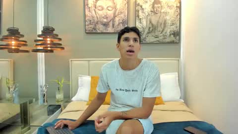 Kieran Derek online show from November 2025 03:17:01 AM