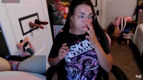 Kiersten online show from September 2025 03:43:01 AM