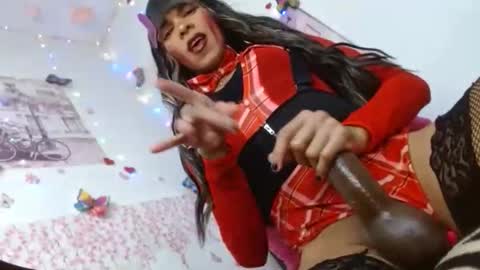  kika lorace  online show from April 2026 10:01:01 PM