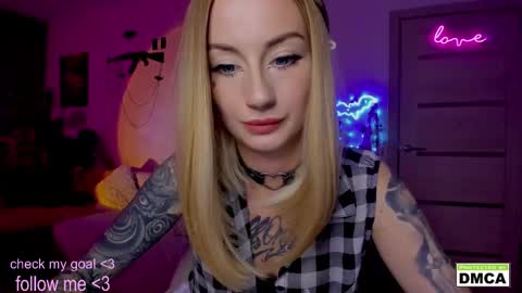 Snapshot of kiki_cute__ chatting on November 2025 11:15:01 PM Kiki online show from November 2025 11:15:01 PM