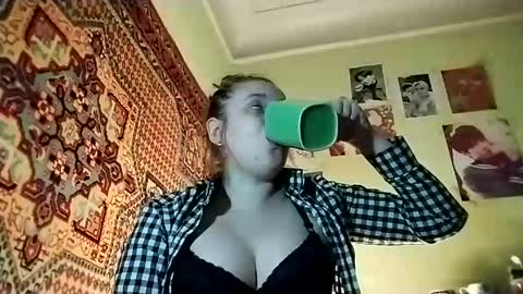 Snapshot of kikibang_ chatting on May 2026 07:32:02 PM kikibang_ online show from May 2026 07:32:02 PM