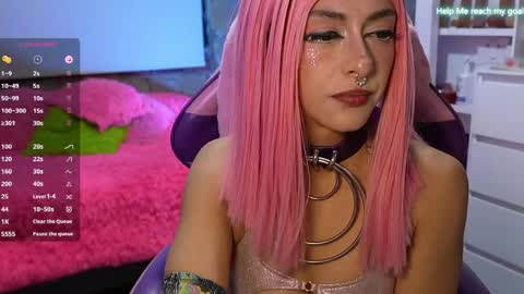 Snapshot of kikilepetite chatting on May 2026 04:07:02 AM kiki online show from May 2026 04:07:02 AM