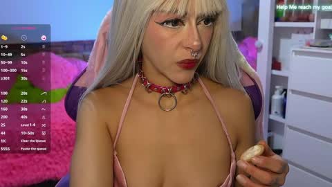 Snapshot of kikilepetite chatting on May 2026 09:22:02 PM kiki online show from May 2026 09:22:02 PM