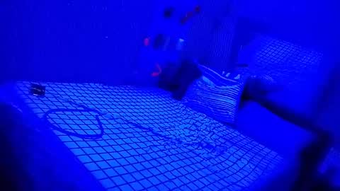 kikilovespartylights online show from October 2025 04:22:01 AM