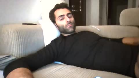 kikkus01 online show from December 2024 09:16:01 PM