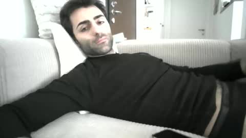 kikkus01 online show from January 2026 12:07:02 PM