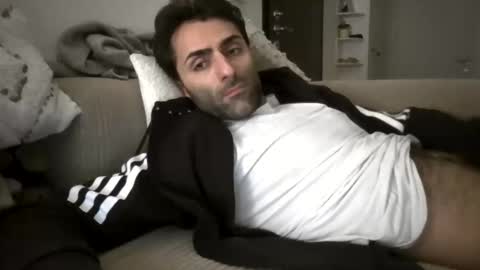 kikkus01 online show from March 2026 09:31:02 PM