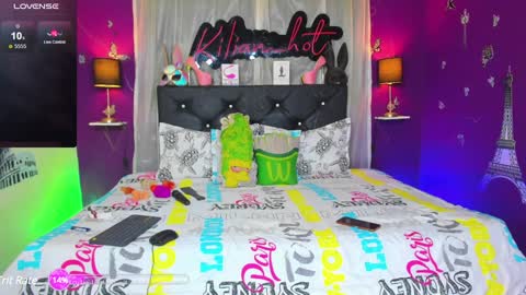  Kilian  online show from December 2024 12:01:02 PM