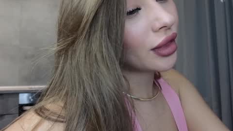 Snapshot of killer__girls chatting on December 2024 04:29:02 PM EvaAnna online show from December 2024 04:29:02 PM