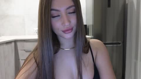 Snapshot of killer__girls chatting on December 2024 12:11:02 AM EvaAnna online show from December 2024 12:11:02 AM