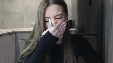 Snapshot of killer__girls chatting on December 2024 12:24:01 AM EvaAnna online show from December 2024 12:24:01 AM