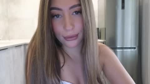 Snapshot of killer__girls chatting on February 2025 03:14:02 AM EvaAnna online show from February 2025 03:14:02 AM