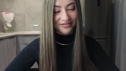 Snapshot of killer__girls chatting on March 2025 08:27:02 PM EvaAnna online show from March 2025 08:27:02 PM