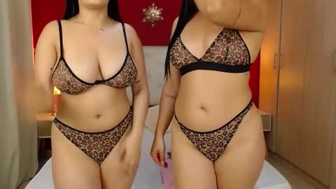 Mia  Kim online show from March 2026 04:23:01 PM