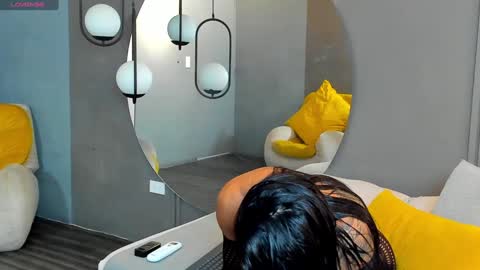 Kim online show from January 2025 01:09:01 PM