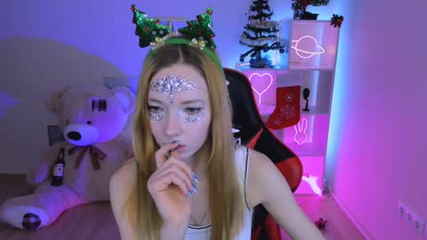 kim_boyd online show from December 2024 12:15:02 PM