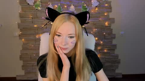 kim_boyd online show from January 2025 12:03:01 PM