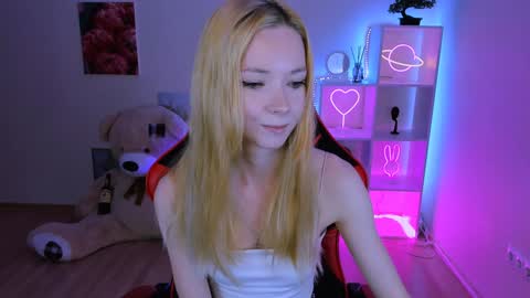 kim_boyd online show from January 2025 12:05:02 PM