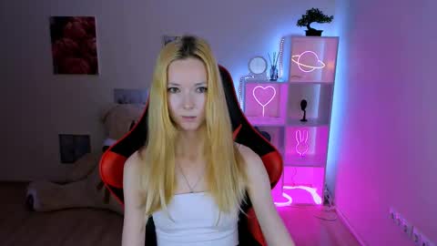 kim_boyd online show from February 2025 02:48:02 PM