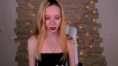 kim_boyd online show from March 2025 03:13:02 PM