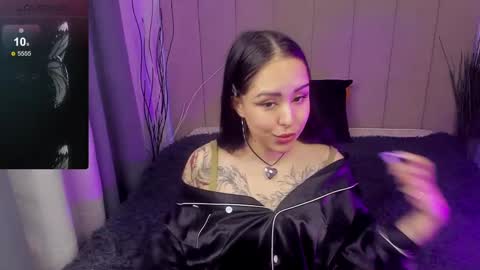 Kim online show from March 2025 07:43:02 PM