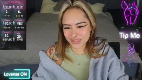 Kim online show from September 2025 05:08:01 AM