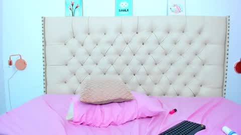 kim_eli online show from December 2024 02:01:02 AM