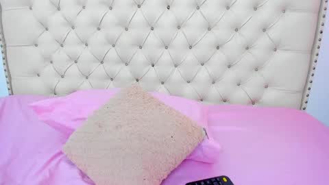 kim_eli online show from February 2025 07:44:02 PM