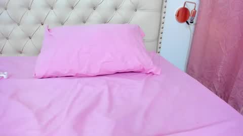 kim_eli online show from February 2025 11:59:02 PM