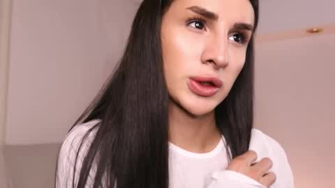 Kim Oberlin online show from September 2025 01:23:01 PM