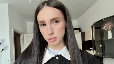 Kim Oberlin online show from February 2026 03:53:02 PM