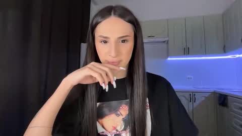 Kim Oberlin online show from March 2026 02:01:01 PM