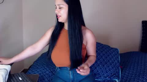 Kim online show from February 2025 05:31:01 PM