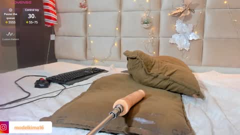 Snapshot of kima_09 chatting on December 2024 05:02:01 AM kima online show from December 2024 05:02:01 AM