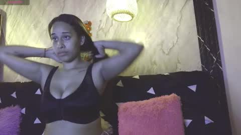 kima_20 online show from December 2025 12:15:02 AM