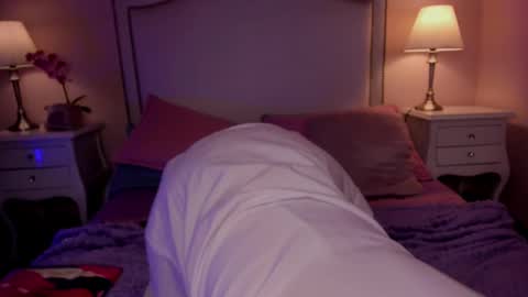 Snapshot of kimapril chatting on November 2025 08:03:02 AM April online show from November 2025 08:03:02 AM