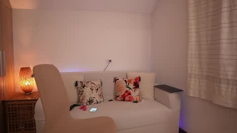 Kim online show from September 2025 11:59:01 PM