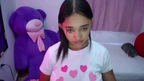 Kim online show from November 2025 12:49:02 PM